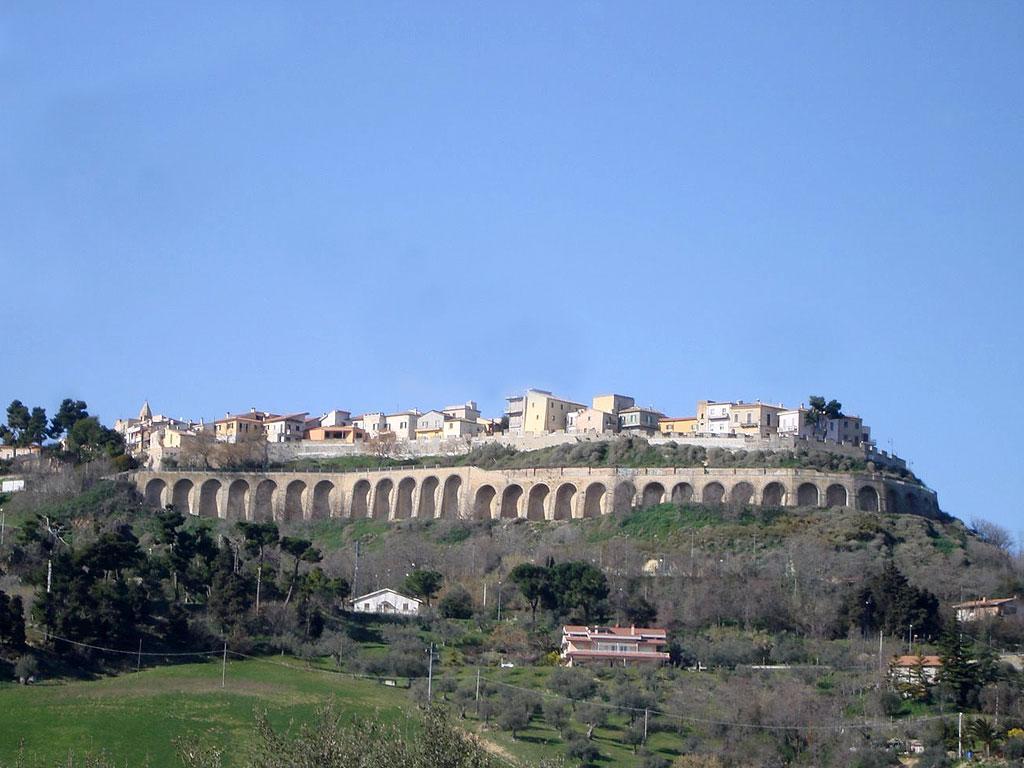 B&B Santa Lucia Silvi Paese Exterior foto